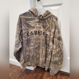 Cabela's Sweatshirt
